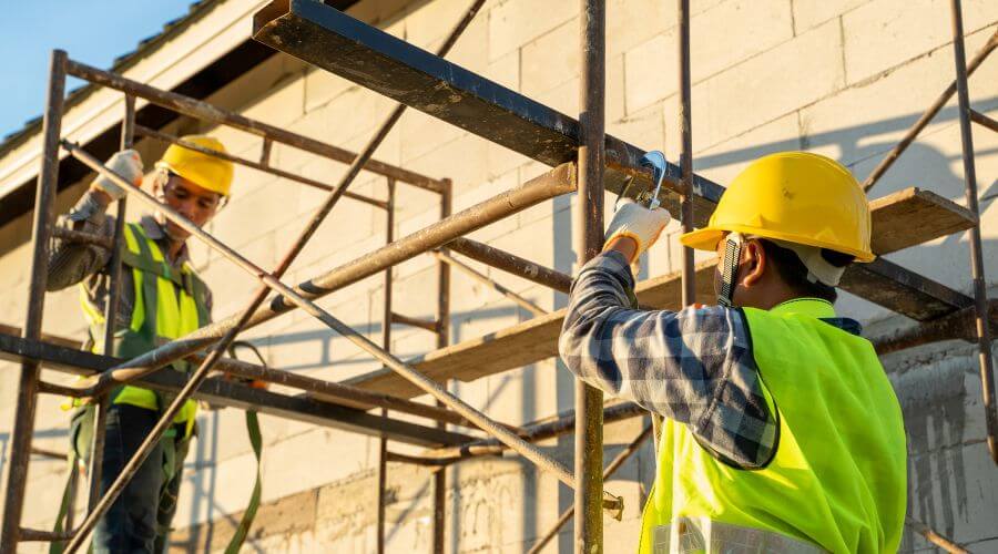 Professional fairlawn roofing services in Runnells, IA